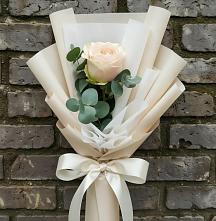 Букет Королевская звезда в Краснотурьинске Букет цветов из:  Розы в Краснотурьинске