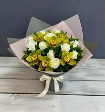 Букет цветов из:  Орхидеи и Розы #REPLACE_PRED# Краснотурьинске