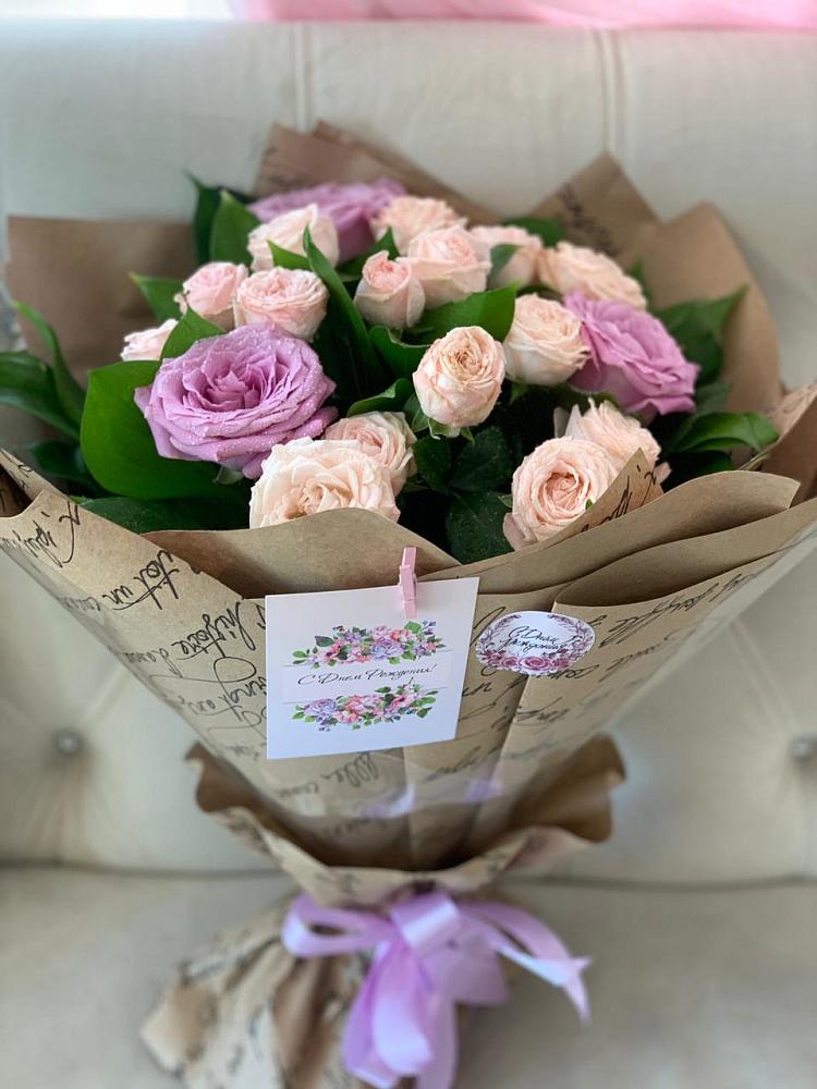 Букет розовая сирень в Краснотурьинске Букет цветов из: Розы в Краснотурьинске