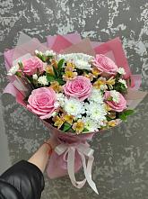 Букет цветов из:  Гвоздики, Орхидеи и Розы #REPLACE_PRED# Краснотурьинске