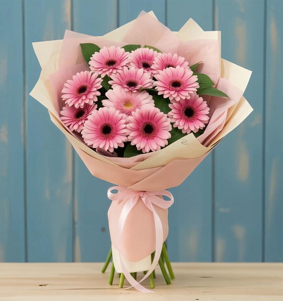 Букет пурпурно-розовый в Краснотурьинске Букет цветов из: Герберы в Краснотурьинске