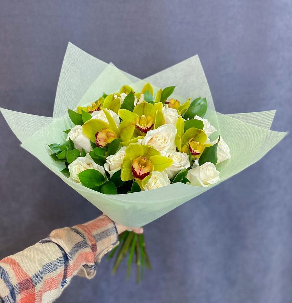 Букет лимончелло в Краснотурьинске Букет цветов из: Орхидеи и Розы в Краснотурьинске
