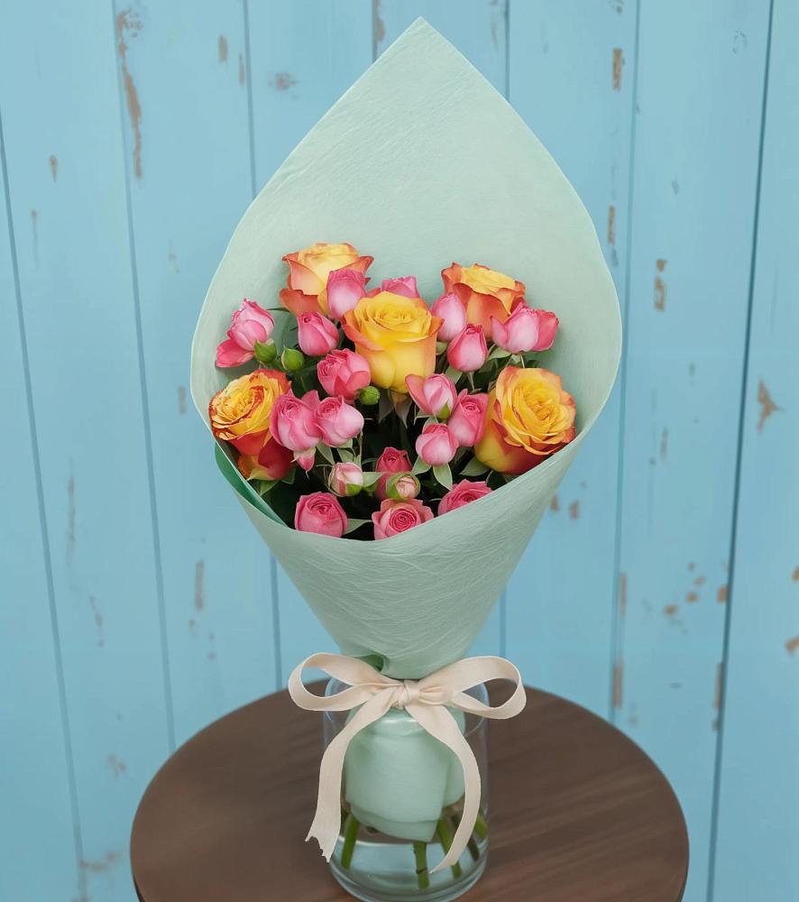 Букет Отличное настроение в Краснотурьинске Букет цветов из: Розы в Краснотурьинске