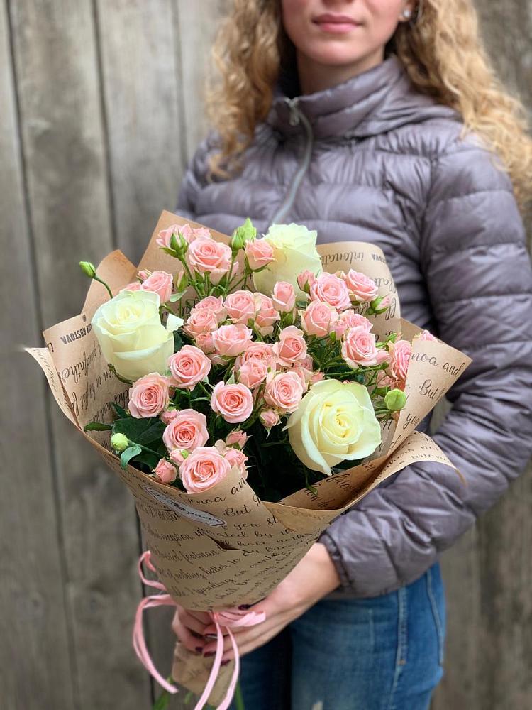 Букет цветов из: Розы в Краснотурьинске