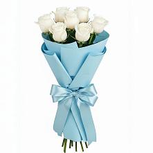 Букет 7 белых роз Проуд в Краснотурьинске