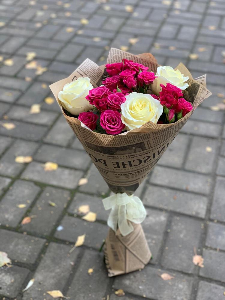 Букет Удивительный из роз в Краснотурьинске Букет цветов из: Розы в Краснотурьинске