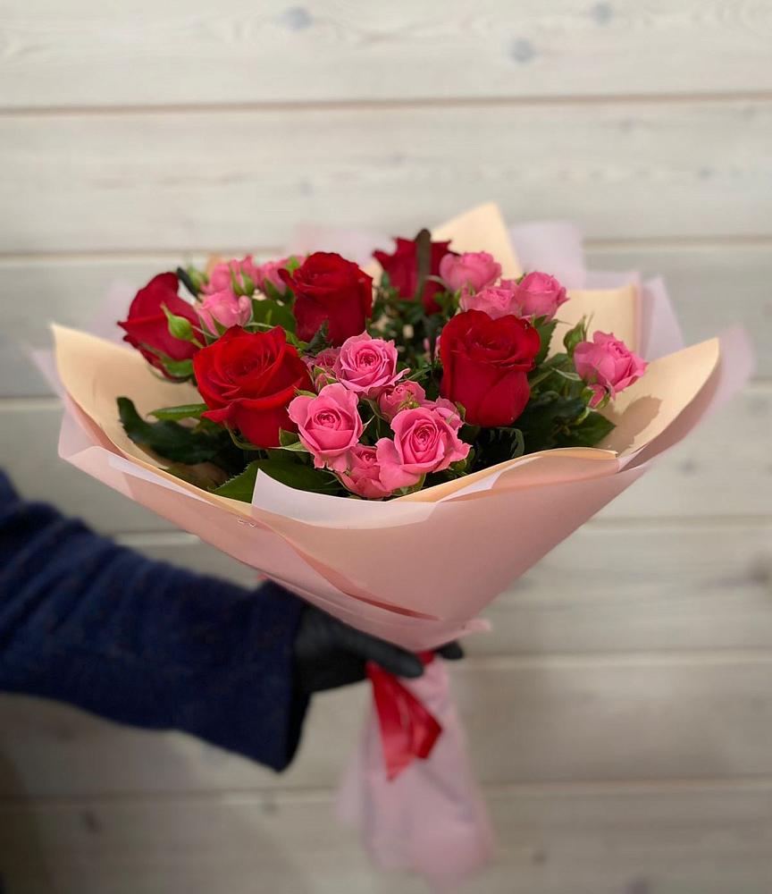 Букет тайны любви в Краснотурьинске Букет цветов из: Розы в Краснотурьинске